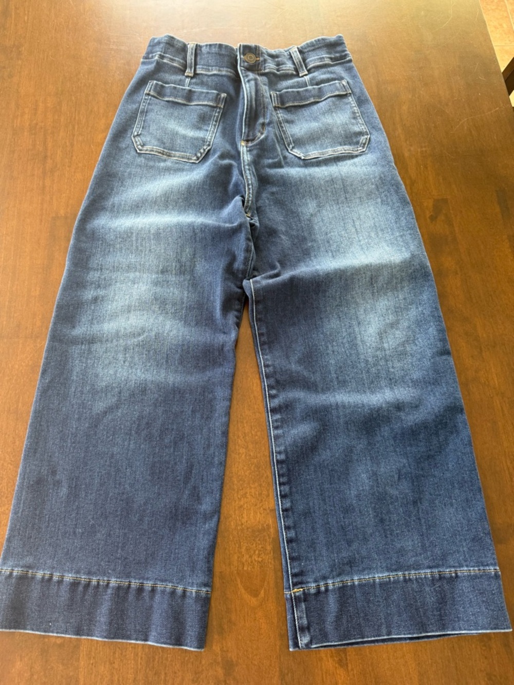 LC Lauren Conrad Wide Leg Cropped Jeans 10